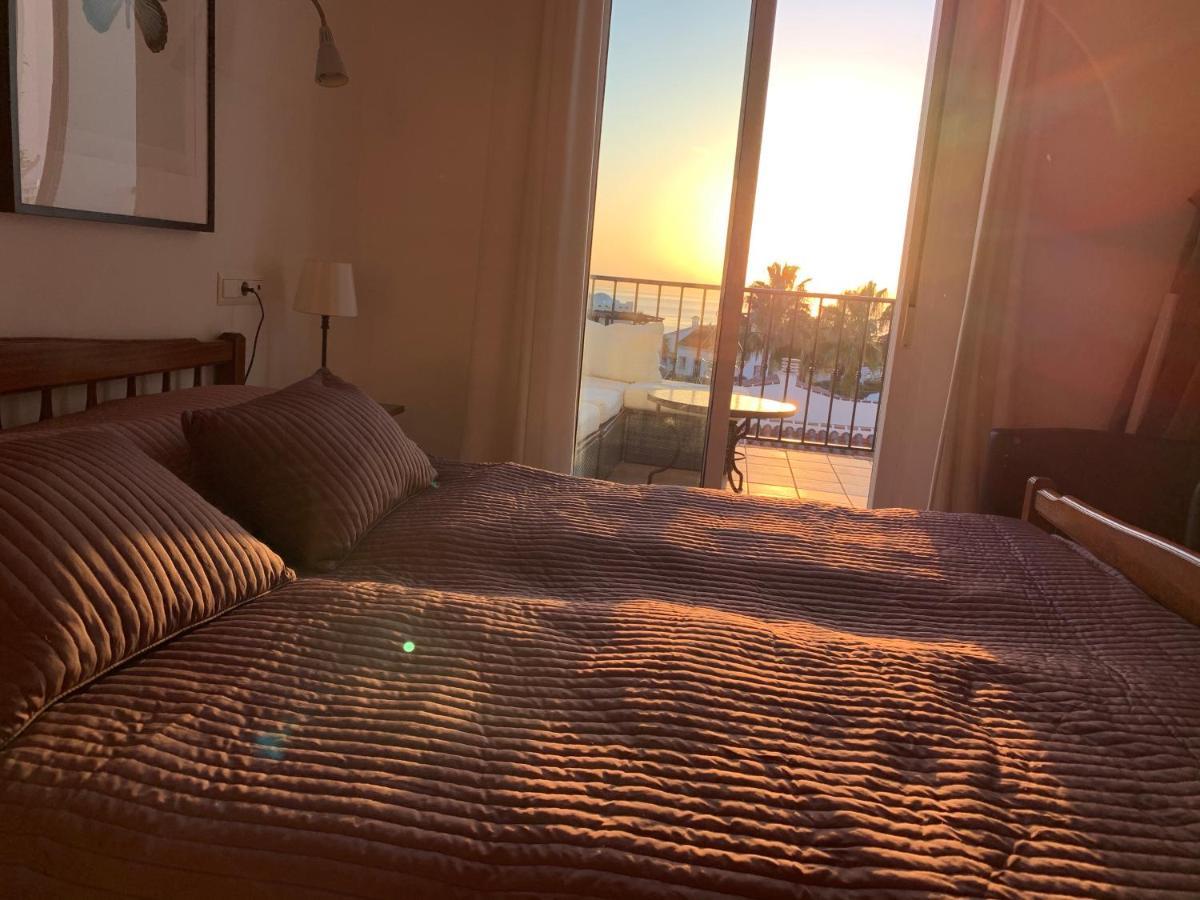 Playa Burriana, Tva Terasser, Havsutsikt, Pool Nerja Zewnętrze zdjęcie