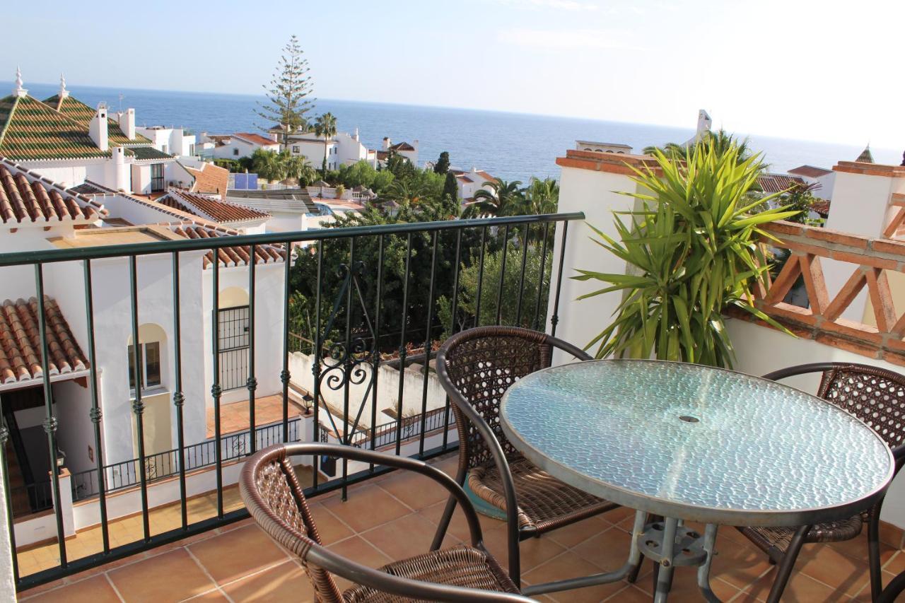 Playa Burriana, Tva Terasser, Havsutsikt, Pool Nerja Zewnętrze zdjęcie