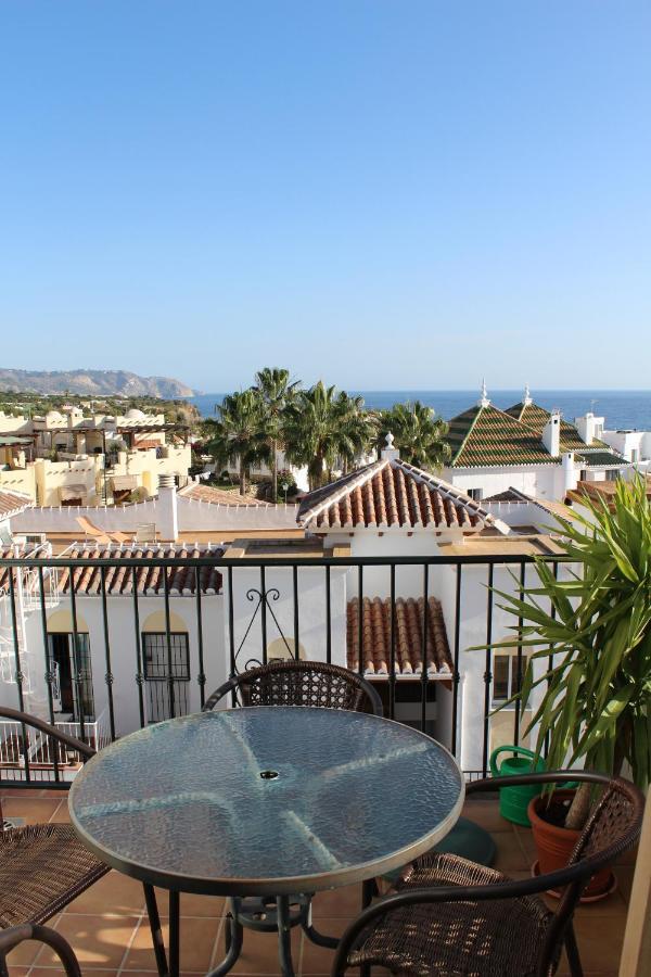 Playa Burriana, Tva Terasser, Havsutsikt, Pool Nerja Zewnętrze zdjęcie